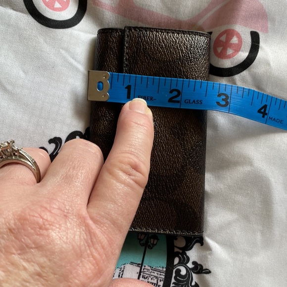 Coach Keyholder - Picture 13 of 13